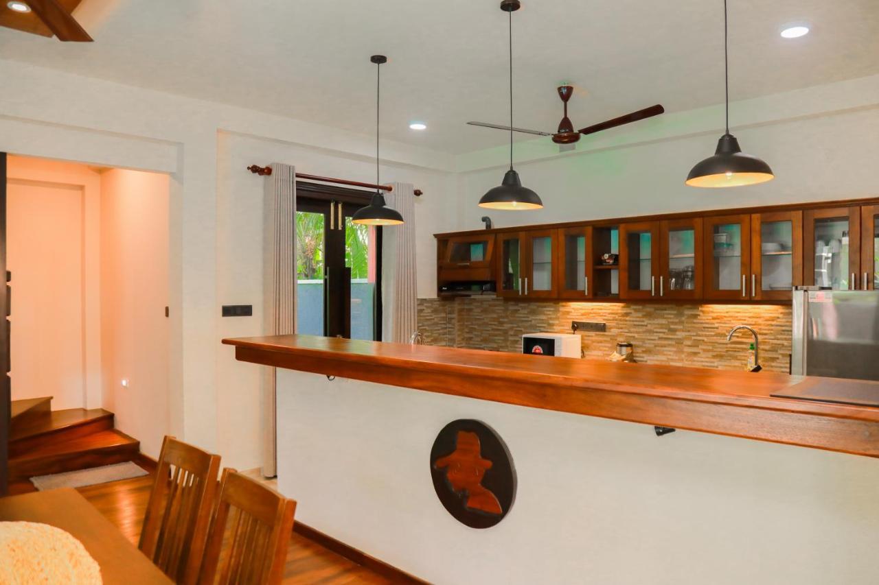 Ibson - 02 With 4 Bedrooms & Salt Water Swimming Pool Hikkaduwa