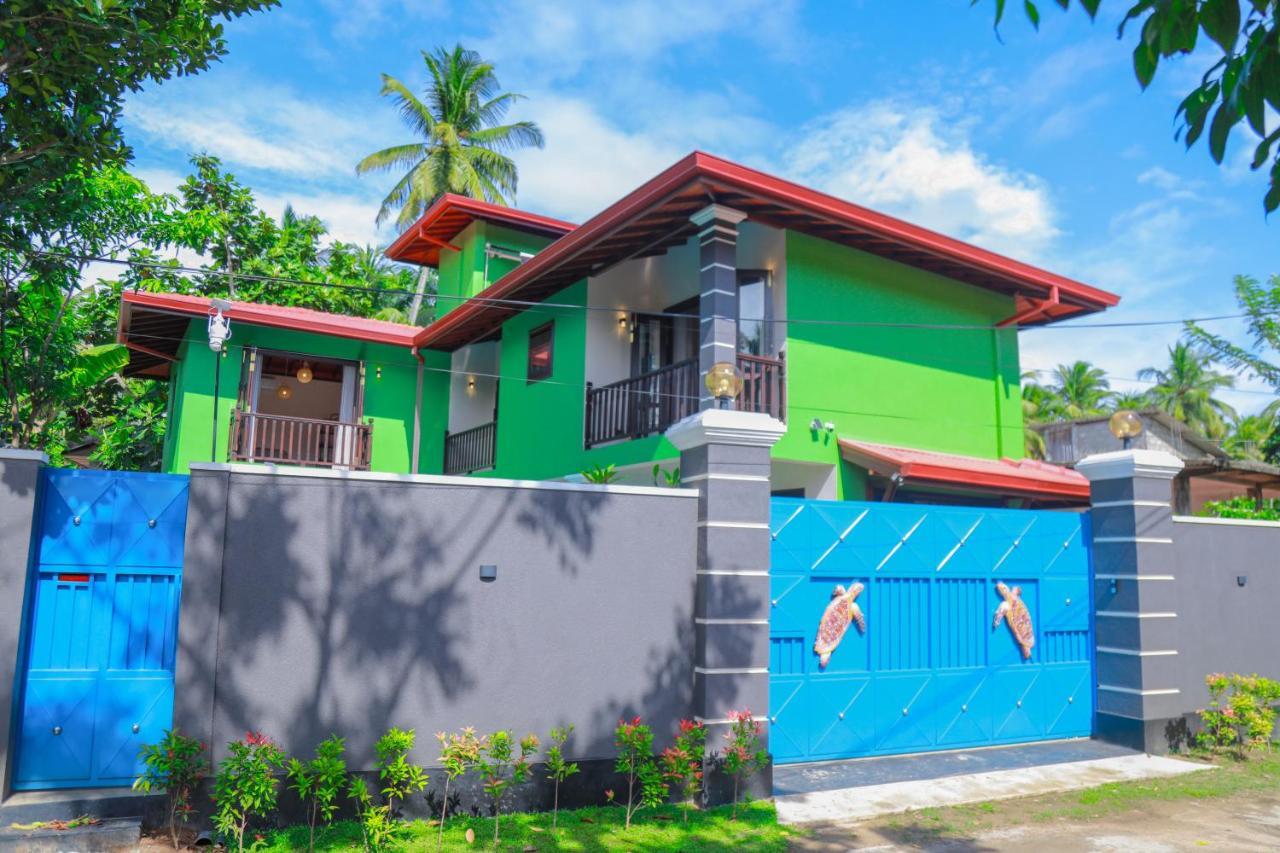 Ibson - 02 With 4 Bedrooms & Salt Water Swimming Pool Villa *