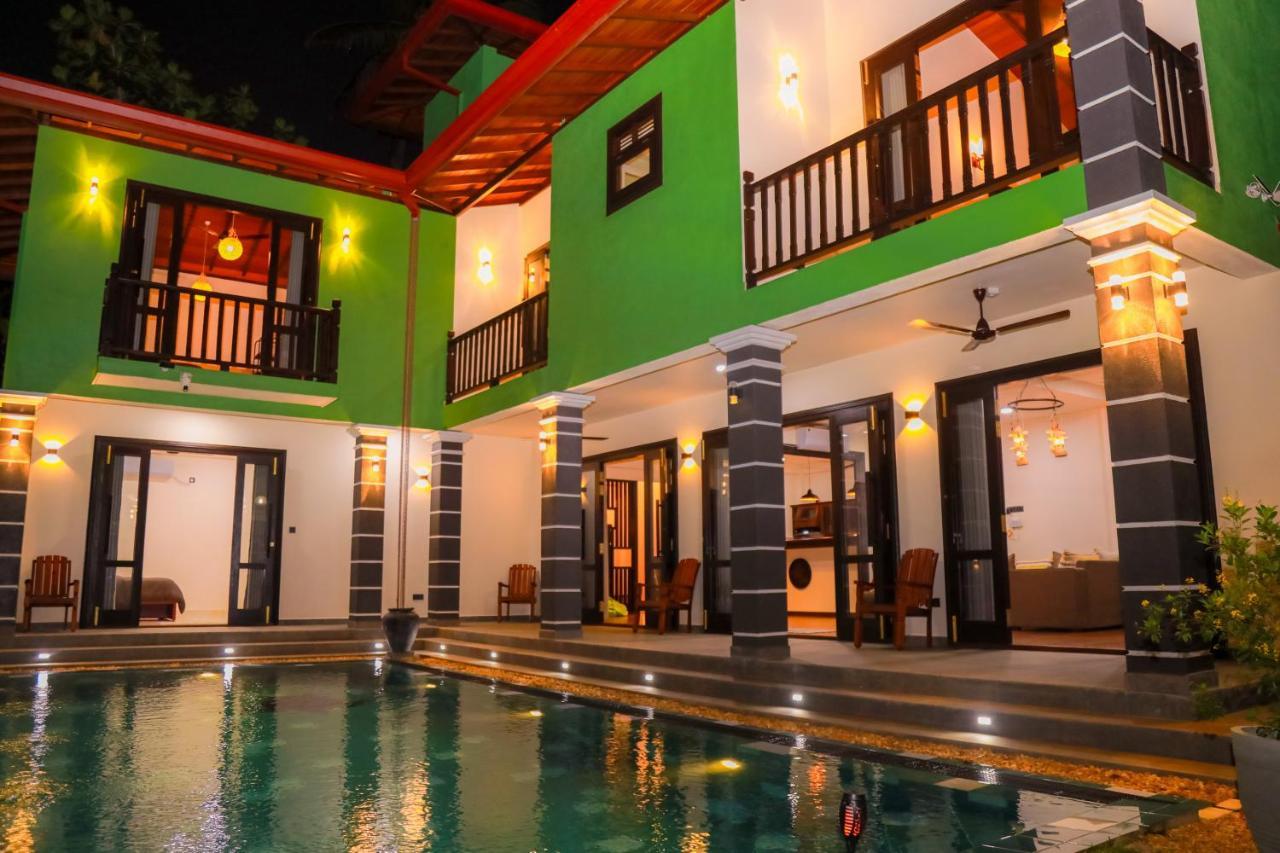 Ibson - 02 With 4 Bedrooms & Salt Water Swimming Pool Villa *